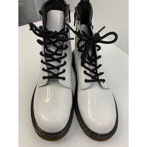 size 6 Men / 7 Lady Dr Martens 1460 White Patent Leather Unisex Boots With Side